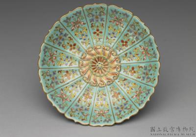 图片[2]-Dou stem bowl with floral decoration in fencai polychrome enamels, Qing dynasty, Qianlong reign (1736-1795)-China Archive